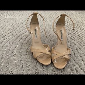 Manolo blahnik size 8 nude mini heels euro size 38